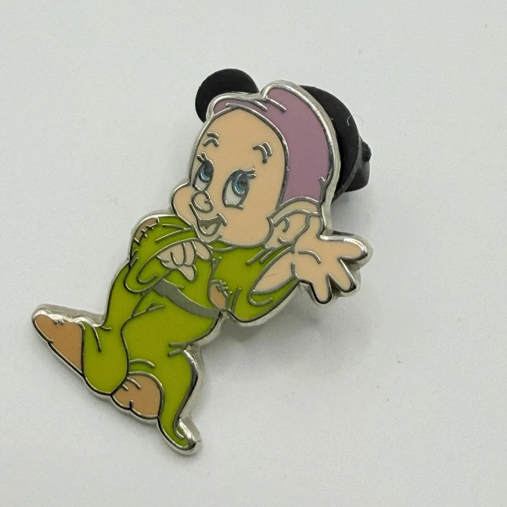 Disney Toddler Dumbo Tigger Dopey Pin Lot 3pc Multi Enamel Authentic Trading